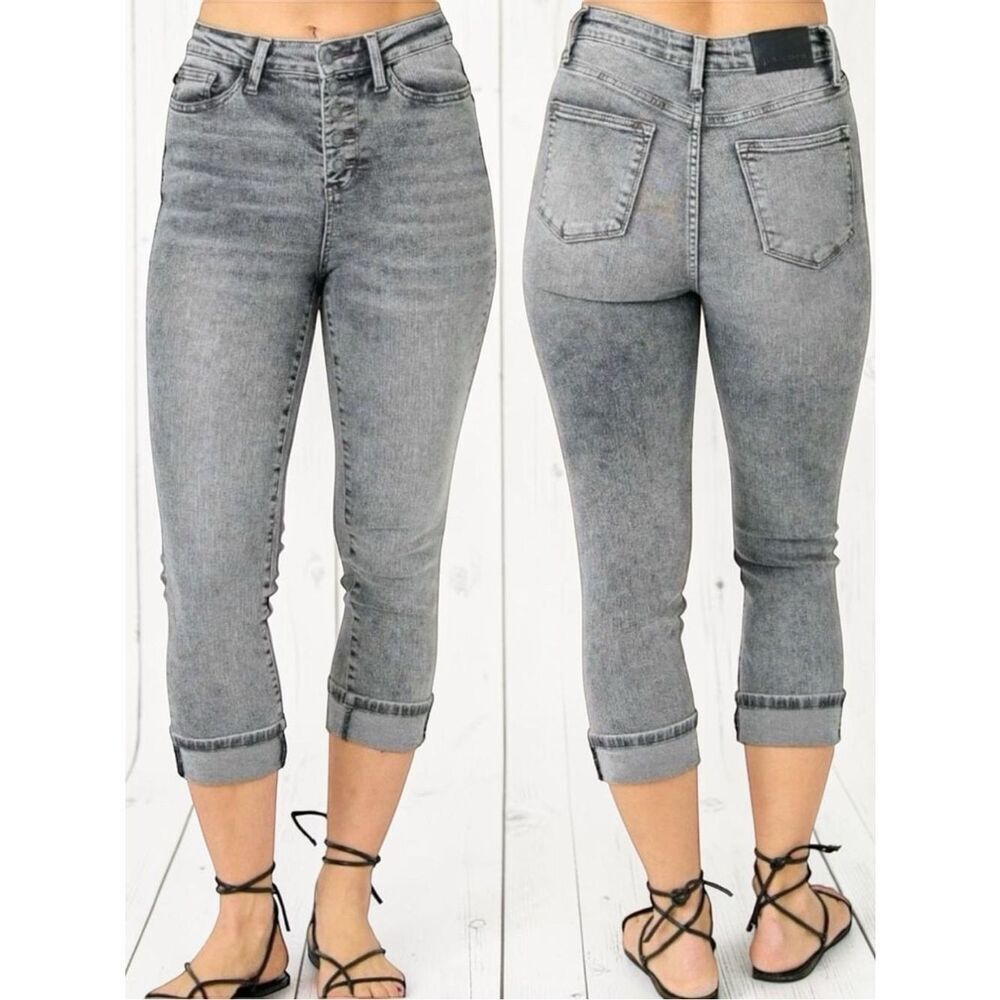 Judy Blue Button Fly High Rise Cropped Capri Jeans Gray Wash Cuffed NWT